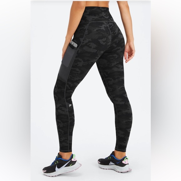 Fabletics Legging! - Picture 2 of 7